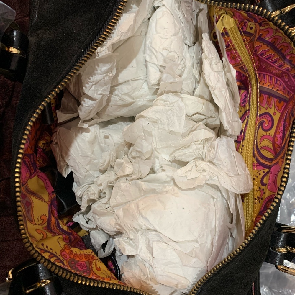 Maxx New York suede and leather purse - Picture 6 of 8